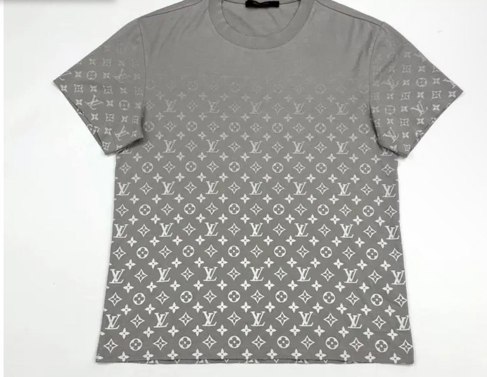 Louis Vuitton Monogram Gradient T-Shirt – Luxury Streetwear Essential