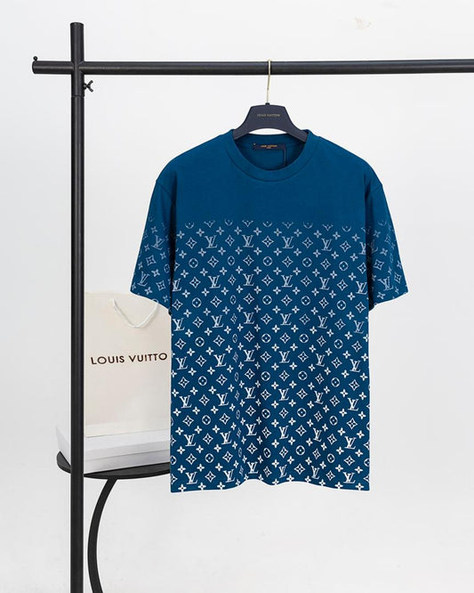 Louis Vuitton Monogram Gradient T-Shirt – Luxury Streetwear Essential
